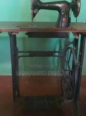 Singer sewing machine i