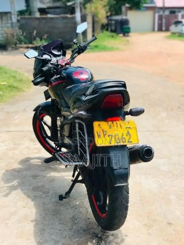 Bajaj Pulsar 150 2006