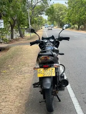Bajaj Discover 2017