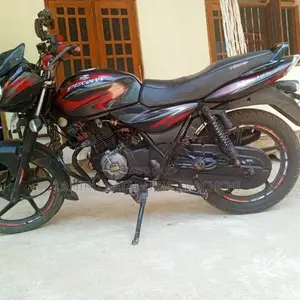 Bajaj Discover 125 Motorbike 2012
