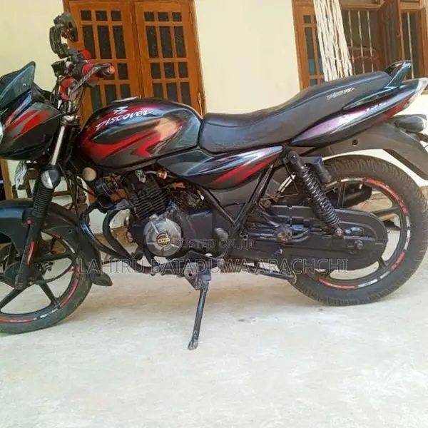 Bajaj Discover 125 Motorbike 2012