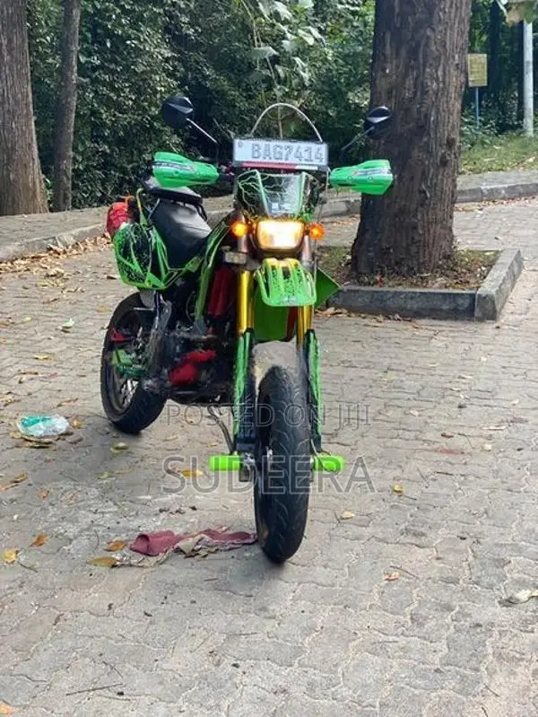 Kawasaki D Tracker 2006