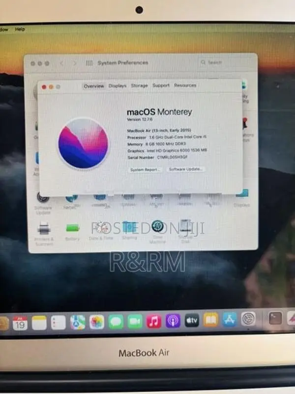 Apple MacBook Air A1466 (8GB / 256GB)