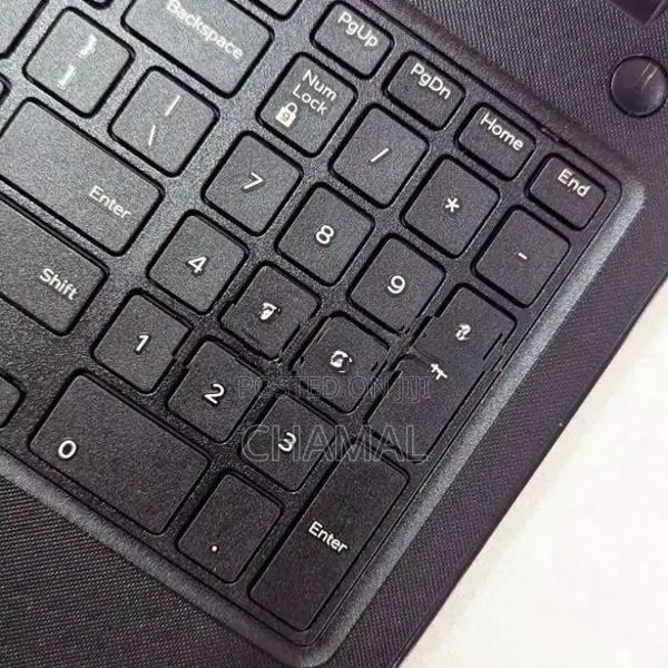 Dell Core i7 -8th Gen +8GB|Radeon 2GB Graphics |Laptops