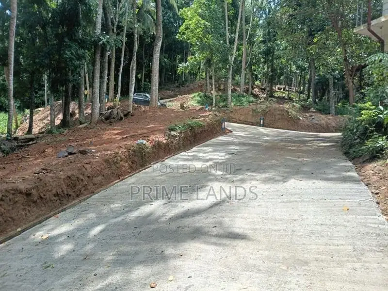 Valuable Land for Sale in Galagedara