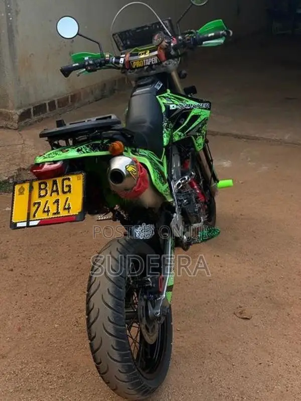 Kawasaki D Tracker 2006