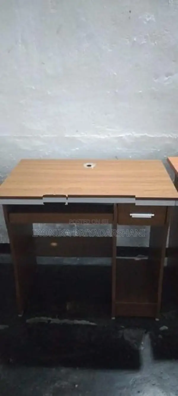 කොම්පියුටර් ටෙබල්