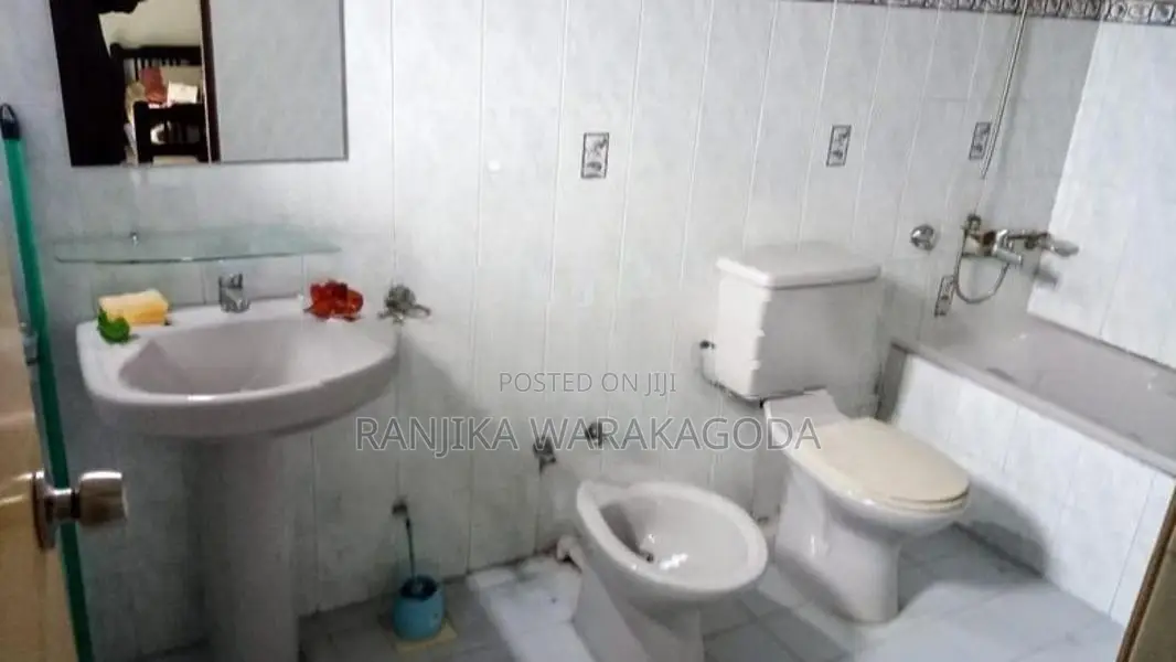 Upstair House for Sale in Millenium City - Ekala Jaela