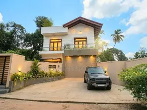 Luxury Beautiful New 2 ,story House for Sale Pannipitiya