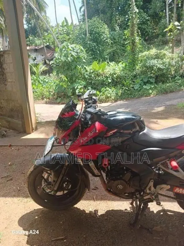 Bajaj Pulsar NS200 2016
