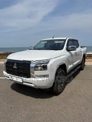 Mitsubishi L200 Triton 2025