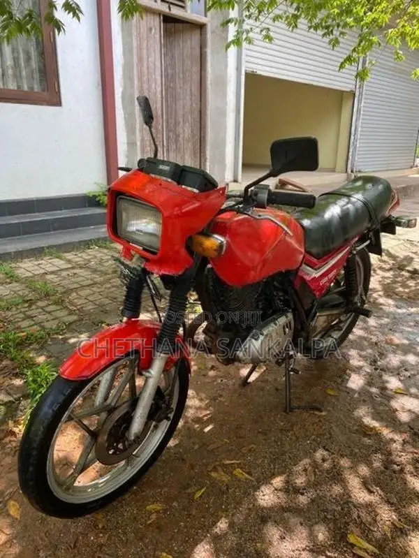 Suzuki GS 125 1992
