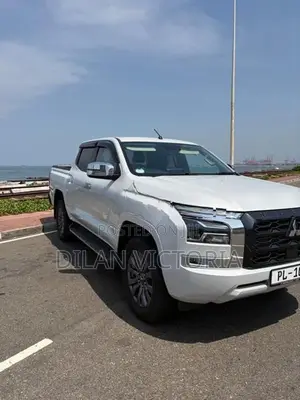 Mitsubishi L200 Triton 2025