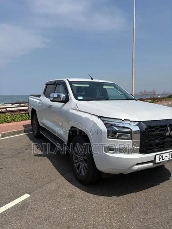Mitsubishi L200 Triton 2025