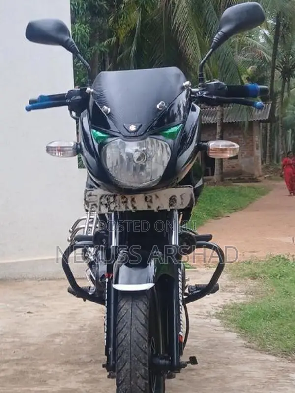 Bajaj Pulsar 150 2017