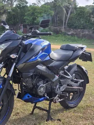 Bajaj Pulsar NS160 dual disc 2019 2018