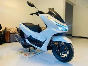 Honda PCX160 2025