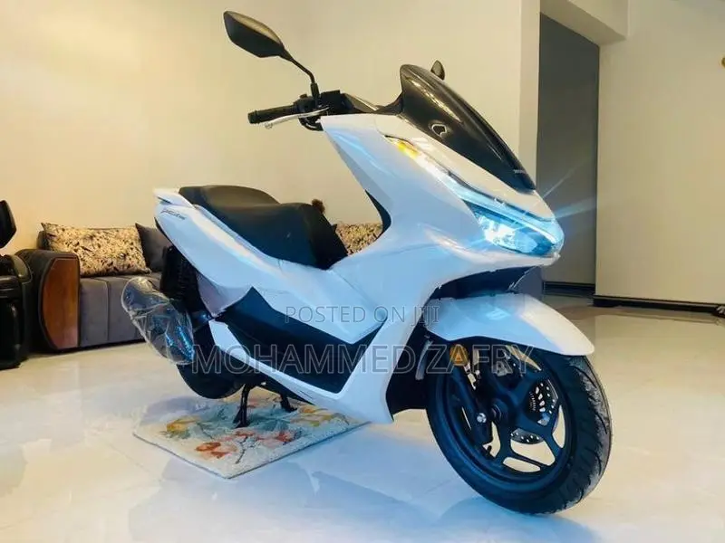 Honda PCX160 2025