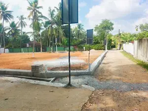 Galawilawatte Valuable land for sale Near Kottawa Highway - Homagama