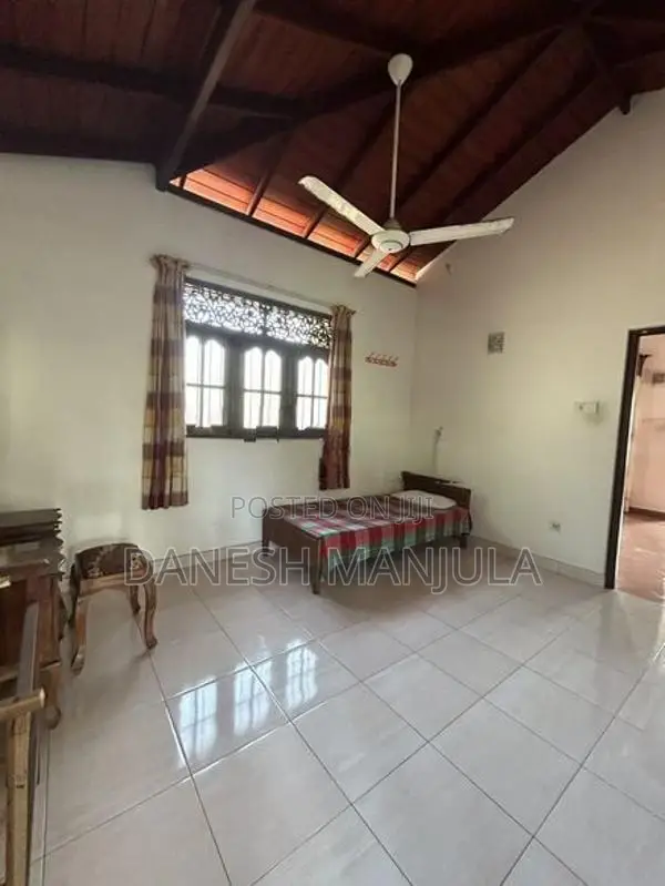 Boarding Room for Rent – Piliyandala (Working Girls)