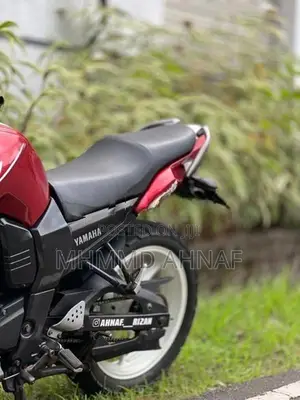 Yamaha FZ S 2012