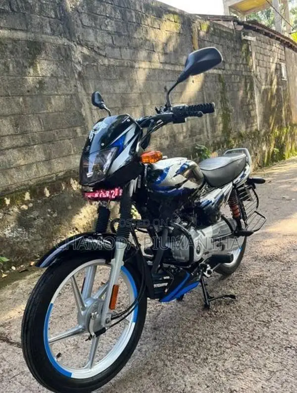 Bajaj CT100 2026