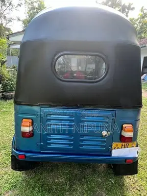 Bajaj RE 2003