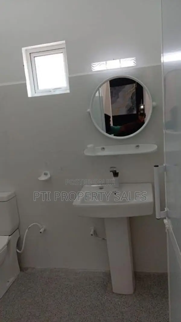 Modern Three-Storey House for Sale – Kottawa