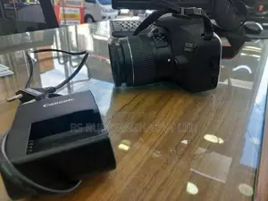 Canon EOS 2000D