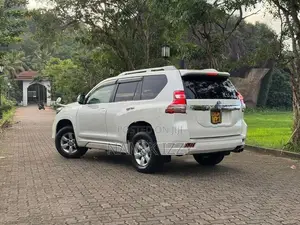 Toyota Land Cruiser Prado TX 150 2015