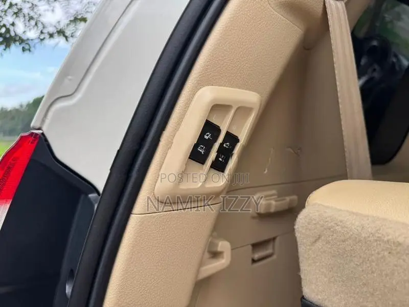 Toyota Land Cruiser Prado TX 150 2015