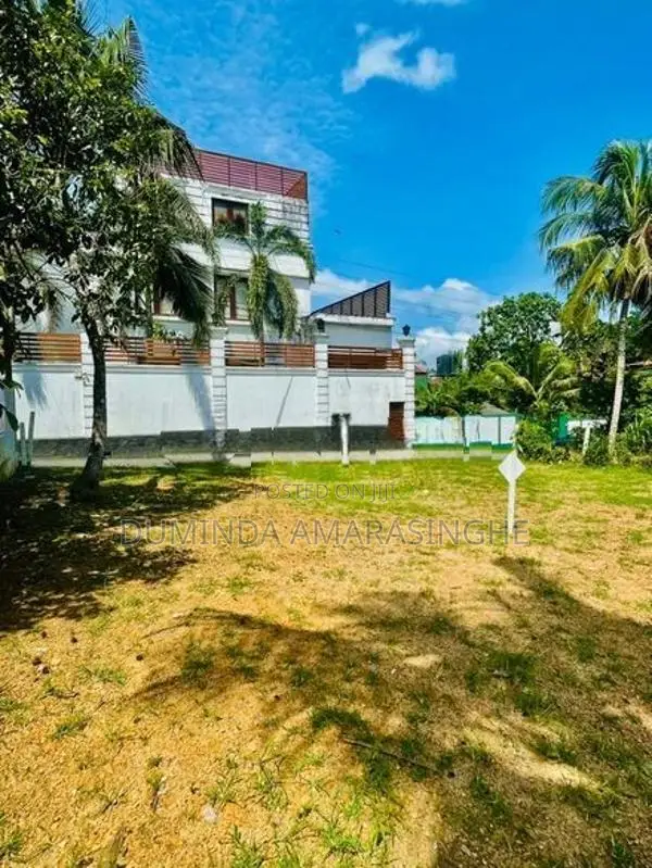 10.4 P Land for Sale in Battaramulla