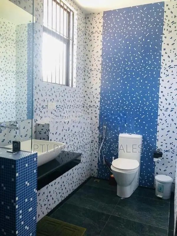 Luxury Two-Storey Home Sale – Kottawa, Near High Level Road