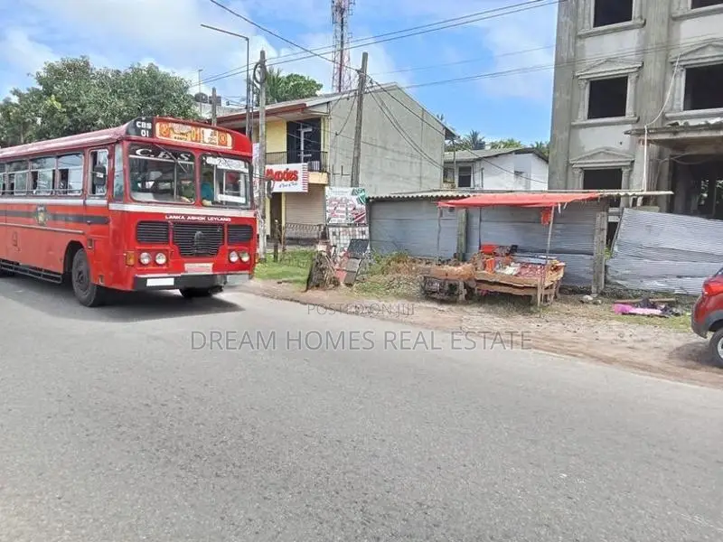 Building for Sale – Katunayake Airport Junction