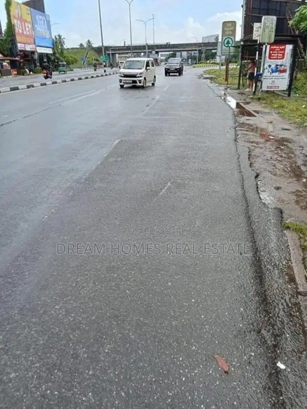 Building for Sale – Katunayake Airport Junction