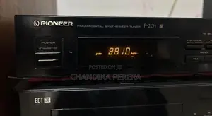Pioneer Stereo Tuner