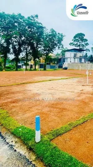 Land for sale in Thalawathugoda