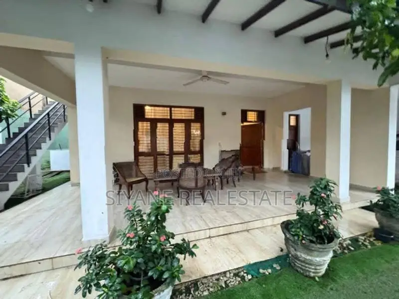 The House For Sale In Boralesgamuwa