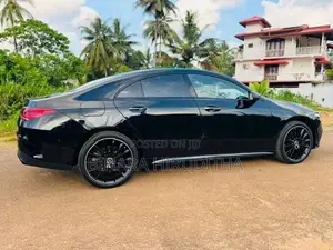 Mercedes Benz CLA 250 Premium Plus 2023