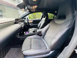 Mercedes Benz CLA 250 Premium Plus 2023