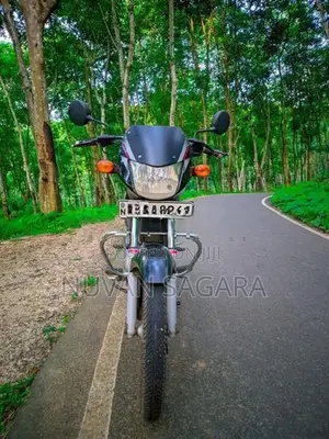 Bajaj CT100 2014