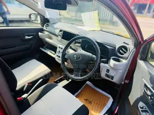 Daihatsu Mira x 2025