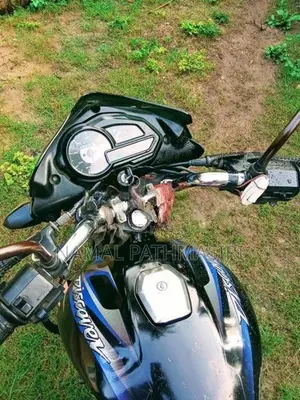 Bajaj Discover 2014