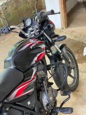 Bajaj Discover 100 2011