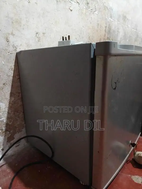 Arpico Mini Fridge