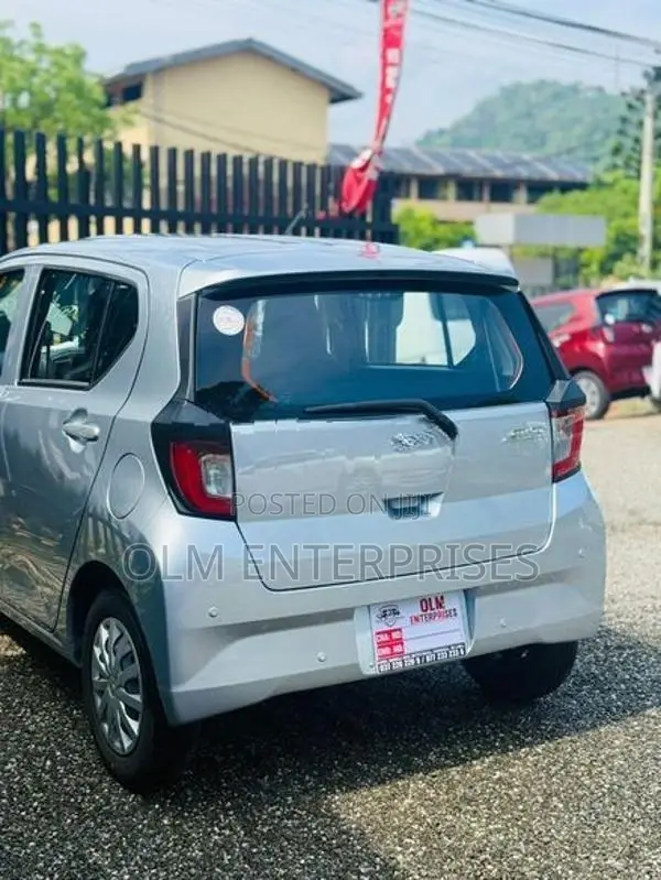 Daihatsu Mira L 2024