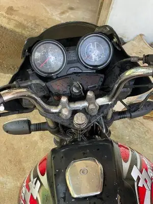 Bajaj Discover 100 2011