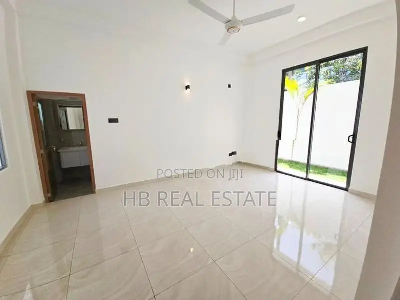 Newly Build Luxury Two Story House For Sale Siddamulla