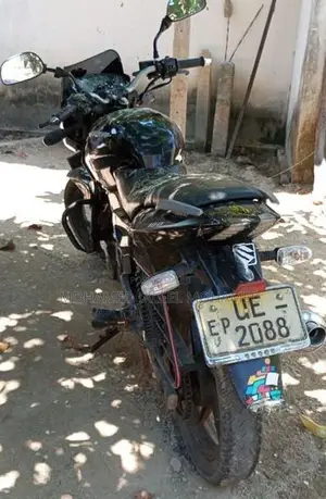 Bajaj Pulsar 200 2010
