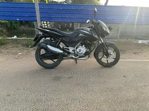 Bajaj Pulsar 150 2015